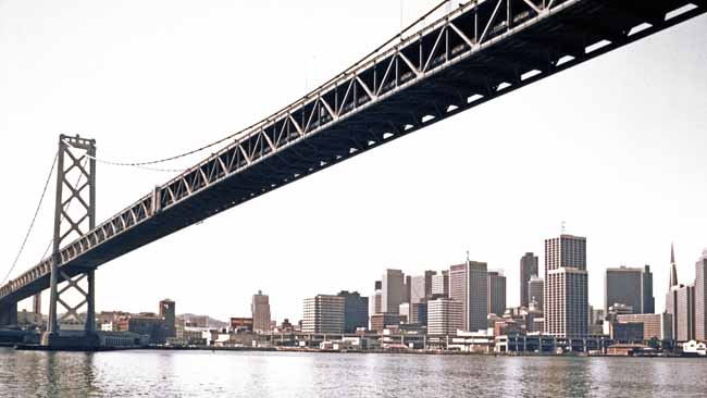Über die Oakland Bay Bridge in die 'City'